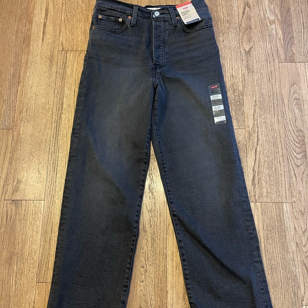Levi’s Ribcage Straight Ankle